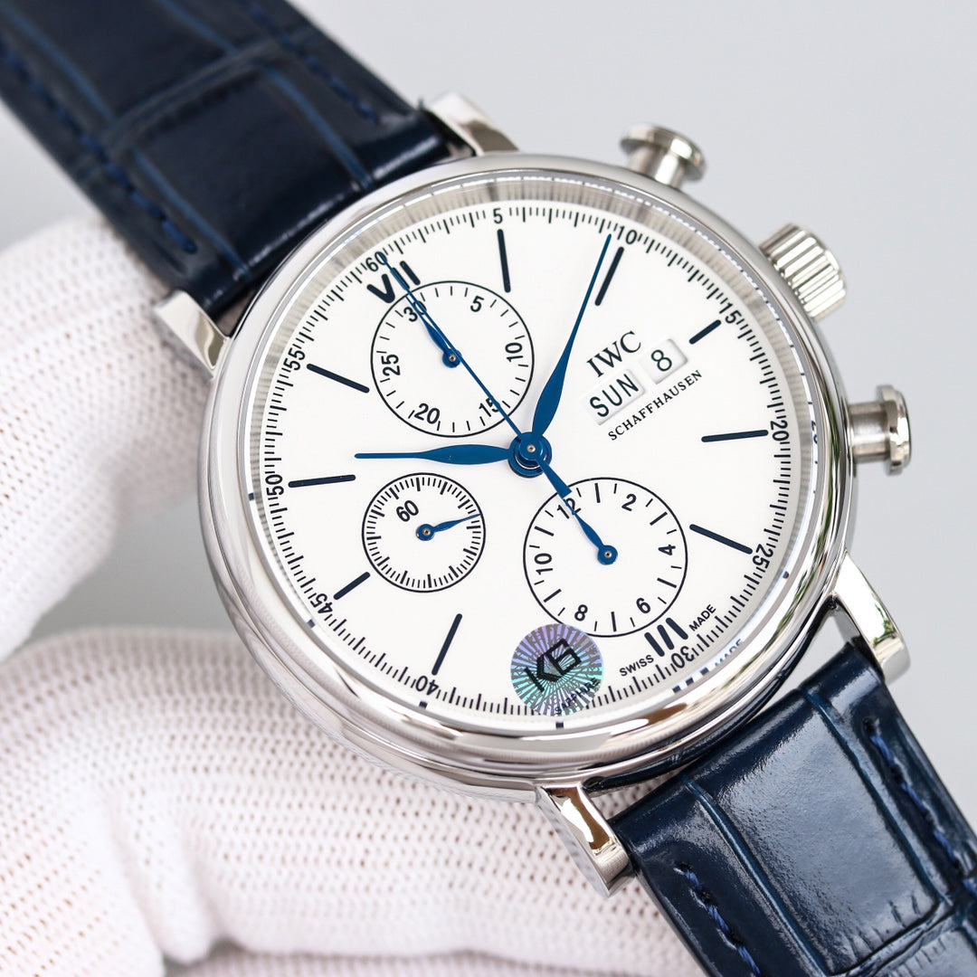 PILOT DAY-DATE CHRONOGRAPH 42MM STEEL CASE WHITE DIAL