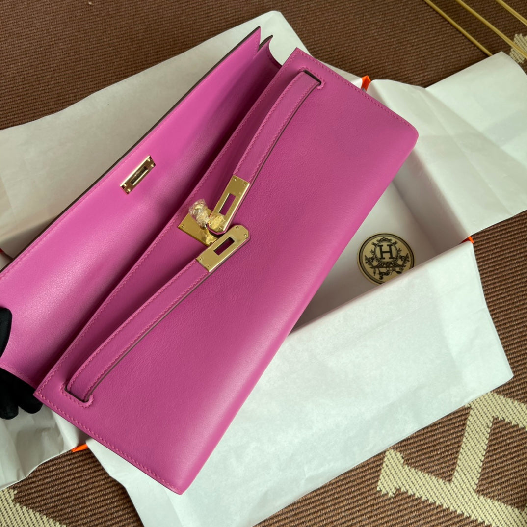 HM Kelly Cut 31cm Fuchsia Swift Leather Ghw