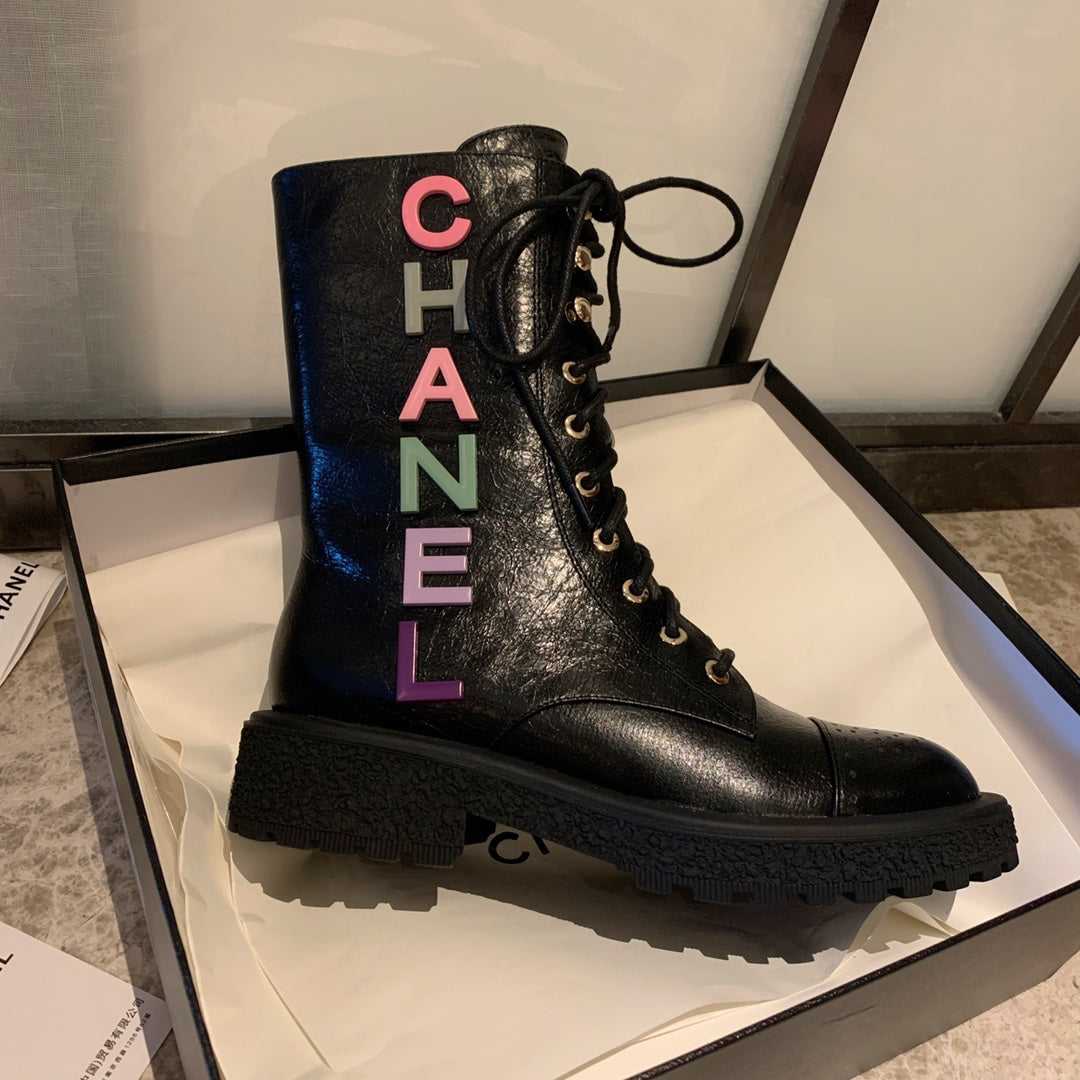 CC Short Boots 40mm In Black Wrinkled Calfskin 940068