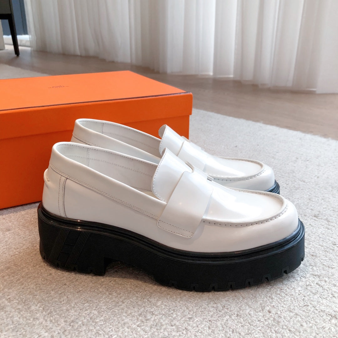 HM HITCH LOAFER WHITE CALFSKIN