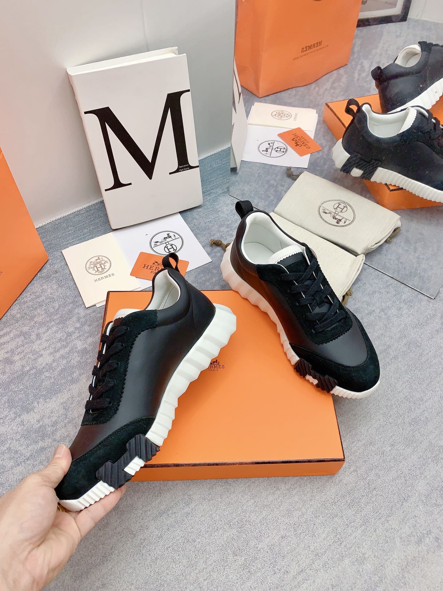 HM Bouncing Sneaker In Black Lambskin 106423
