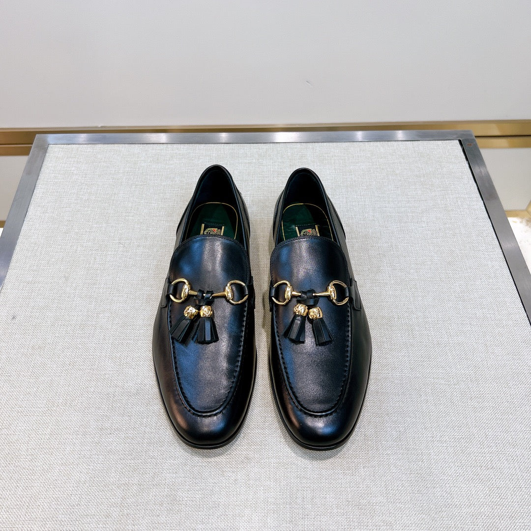 GG Men's Tassel Loafer Black Calfskin 361354
