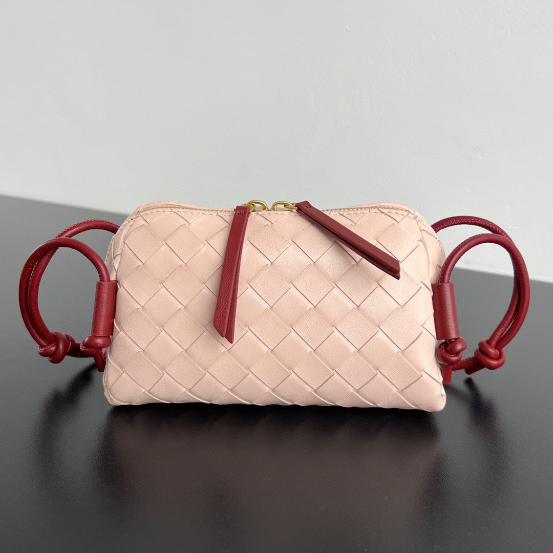 BV Concert Pouch 18.5cm Nude Red Lambskin
