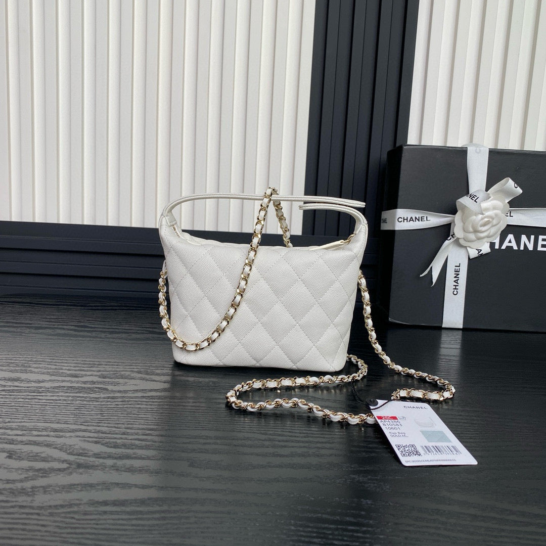 CC 25C Hobo Bag 21.5cm Top Handle White Grained Calfskin