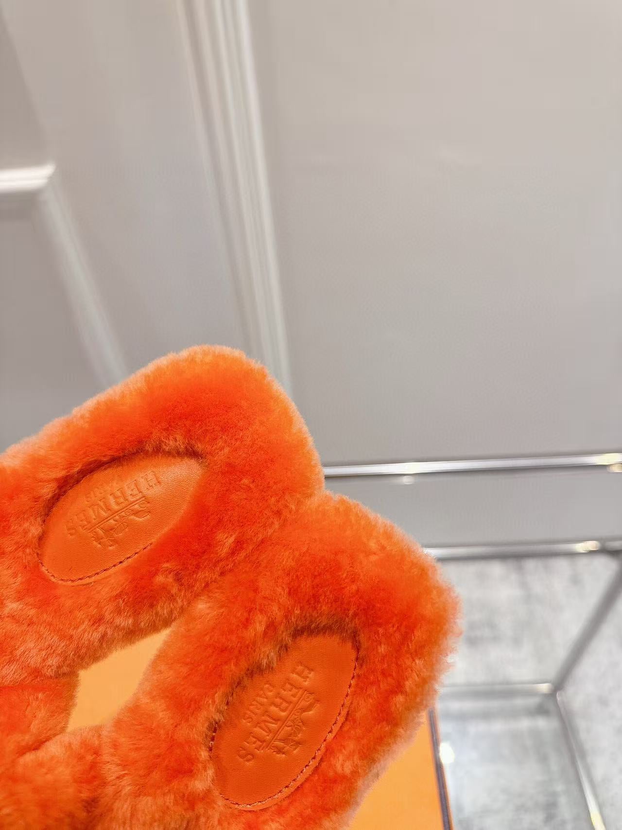 Hermes 2025 Oran Furry Slipper Orange Sheepskin Fur 422273