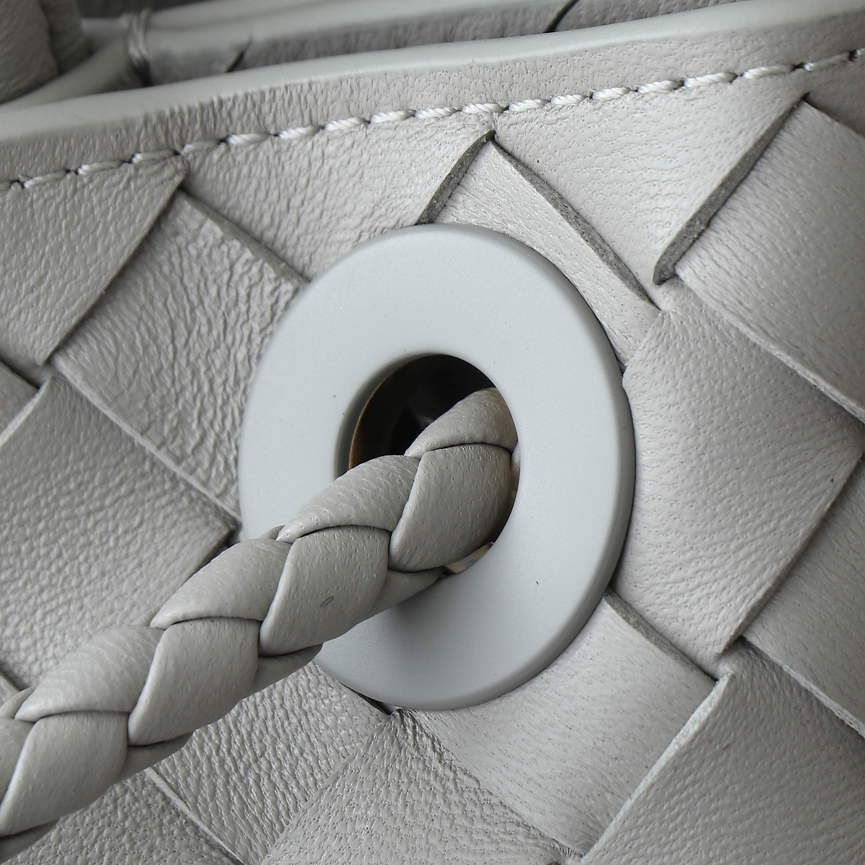BV 2025 Andiamo 25cm Sterling Color Lambskin