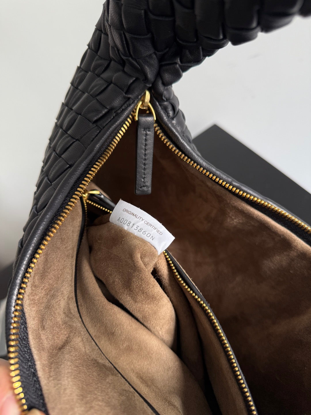 BV 2026 Veneta Medium Bag 44cm Black Lambskin