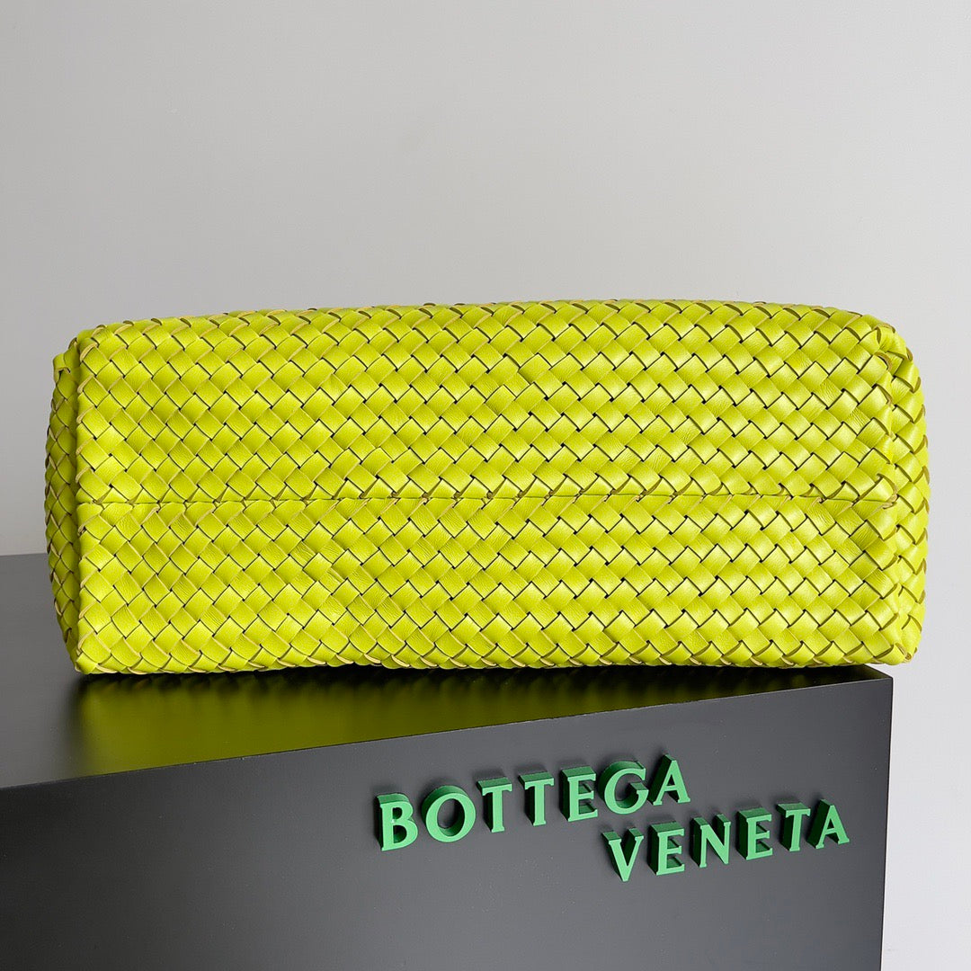 BV 2026 Cabat Tote Bag 51cm Acid Kiwi Intreccio Leather