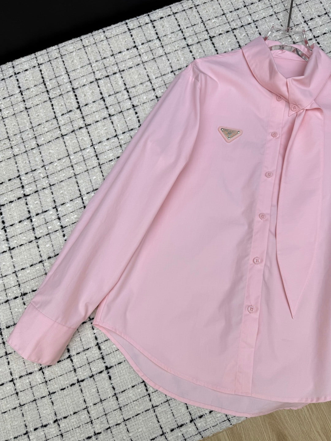Prada 2026 Triangle Logo Tie-up Top White and Pink Cotton 132431