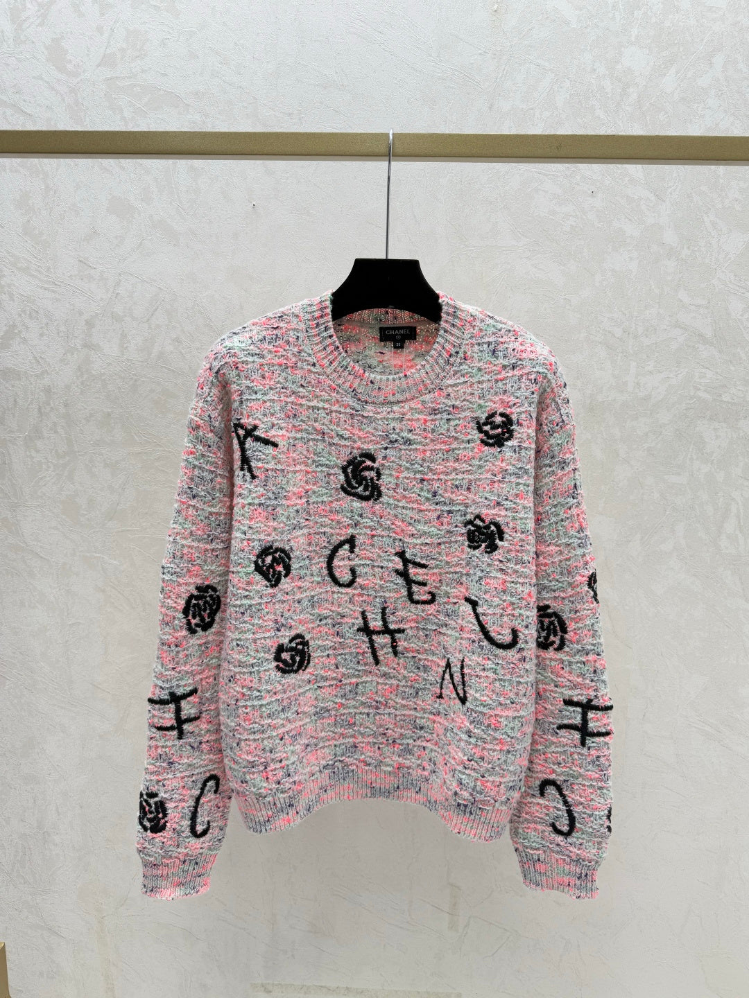 CC 26 Crew Neck Embroidered Logo Knit Sweater Wool 809408