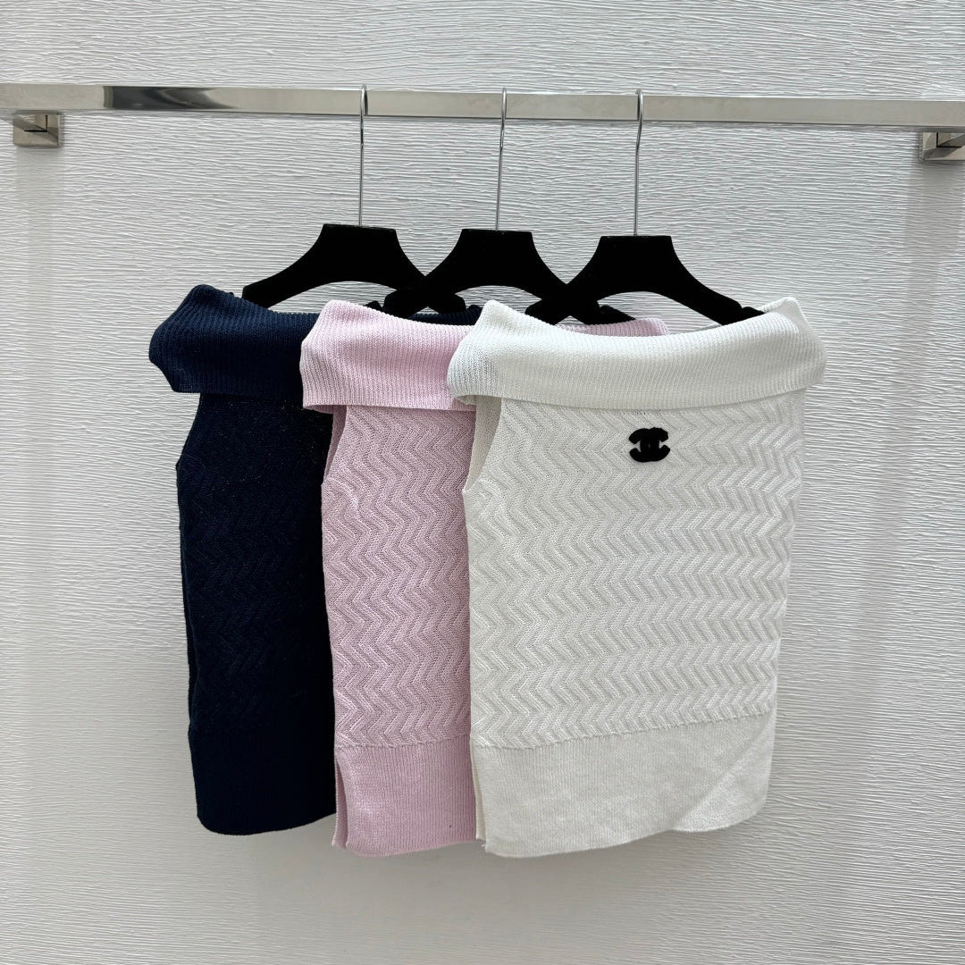 Chanel 2026 Knit Off-Shoulder Vest Wool