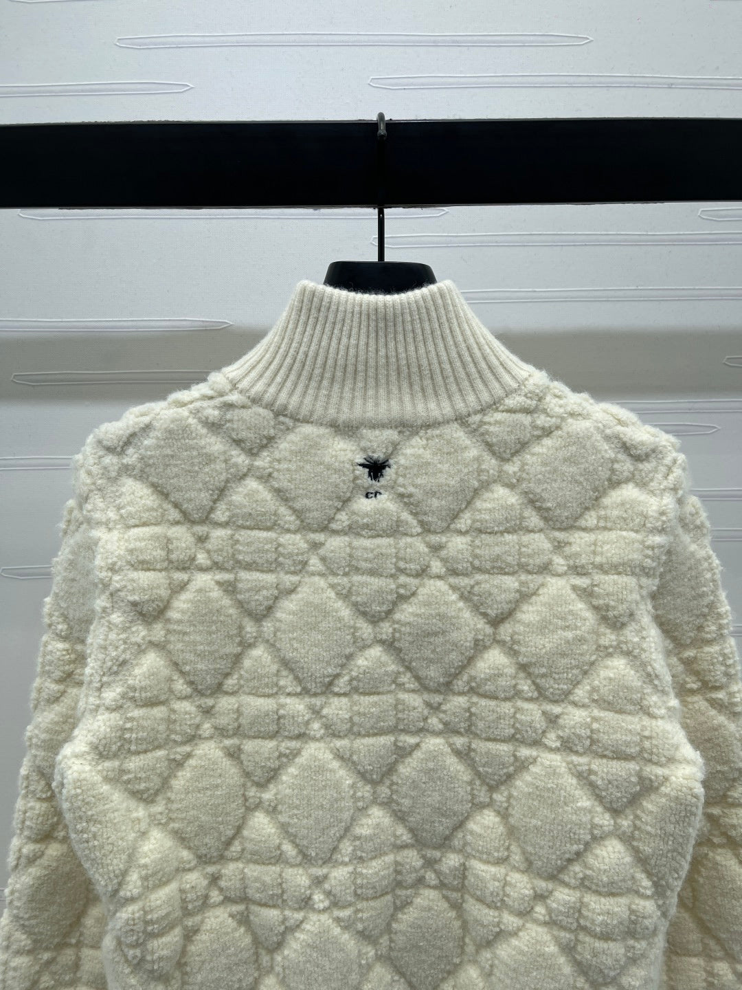 CD 25 Cardigan Stand Collar Light Beige Wool