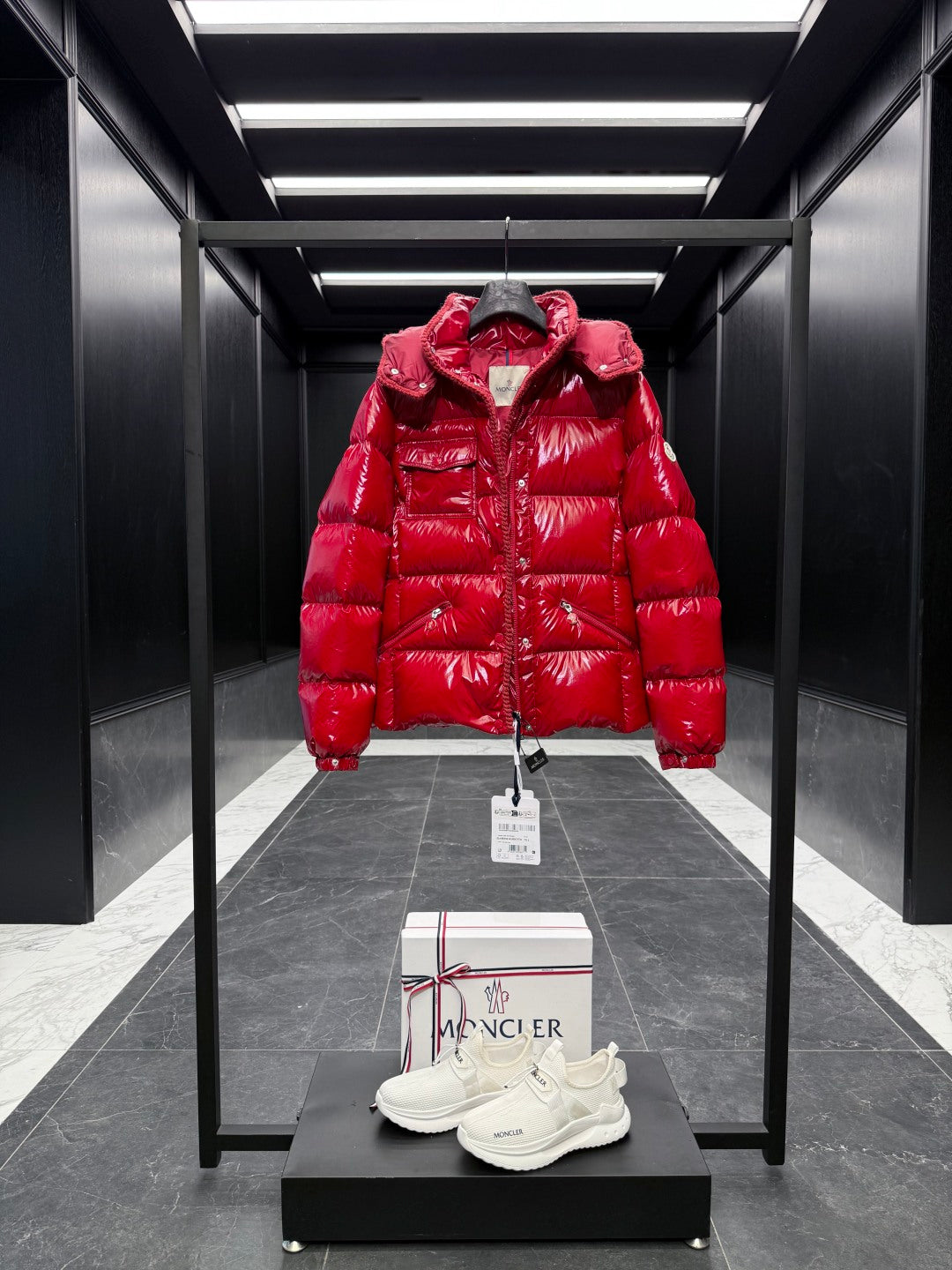 MC 25 Down Jacket Glossy Red Polyester 0014