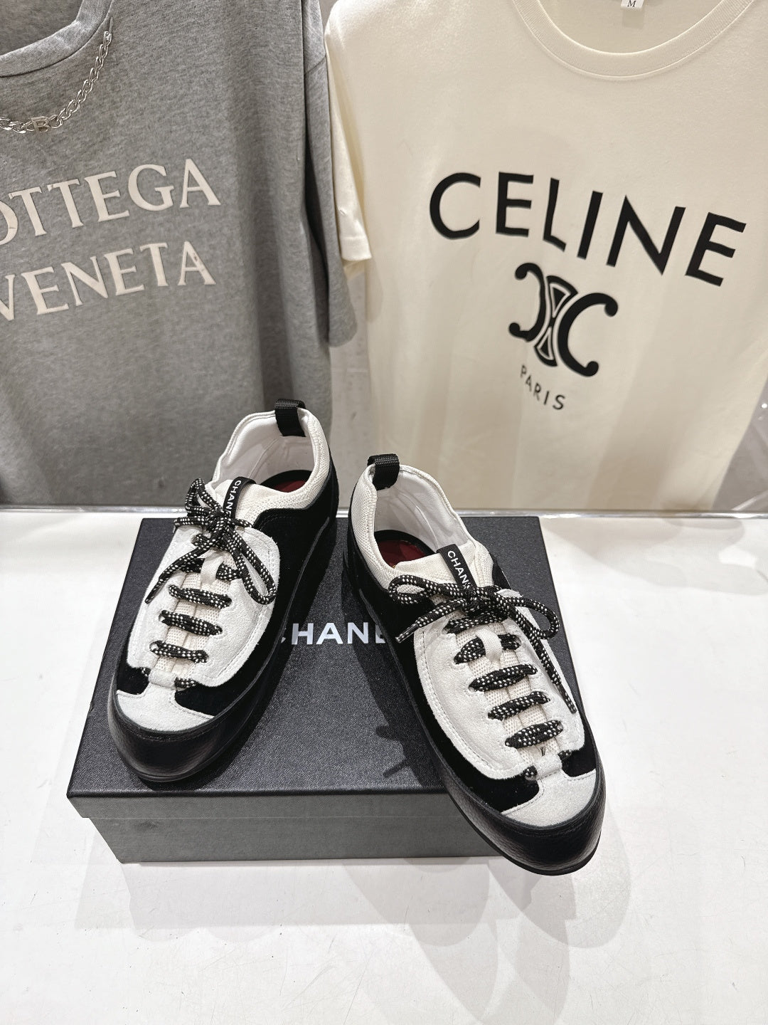 Channel 2026 Sneaker Calfskin And Suede 896465
