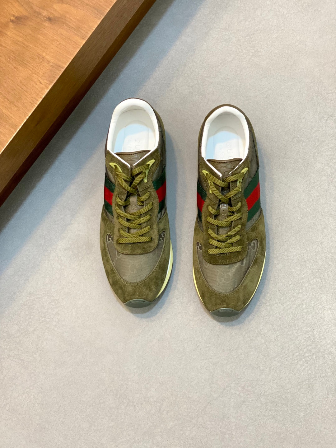 GG Men's Re-Motion Sneaker Olive Green Suede Calfskin 719293