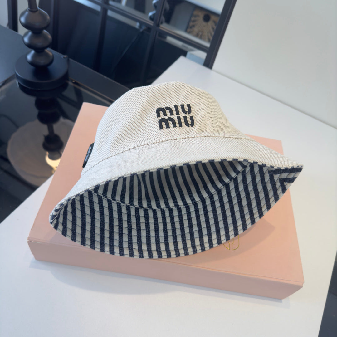 Miumiu Bucket Hat 221082