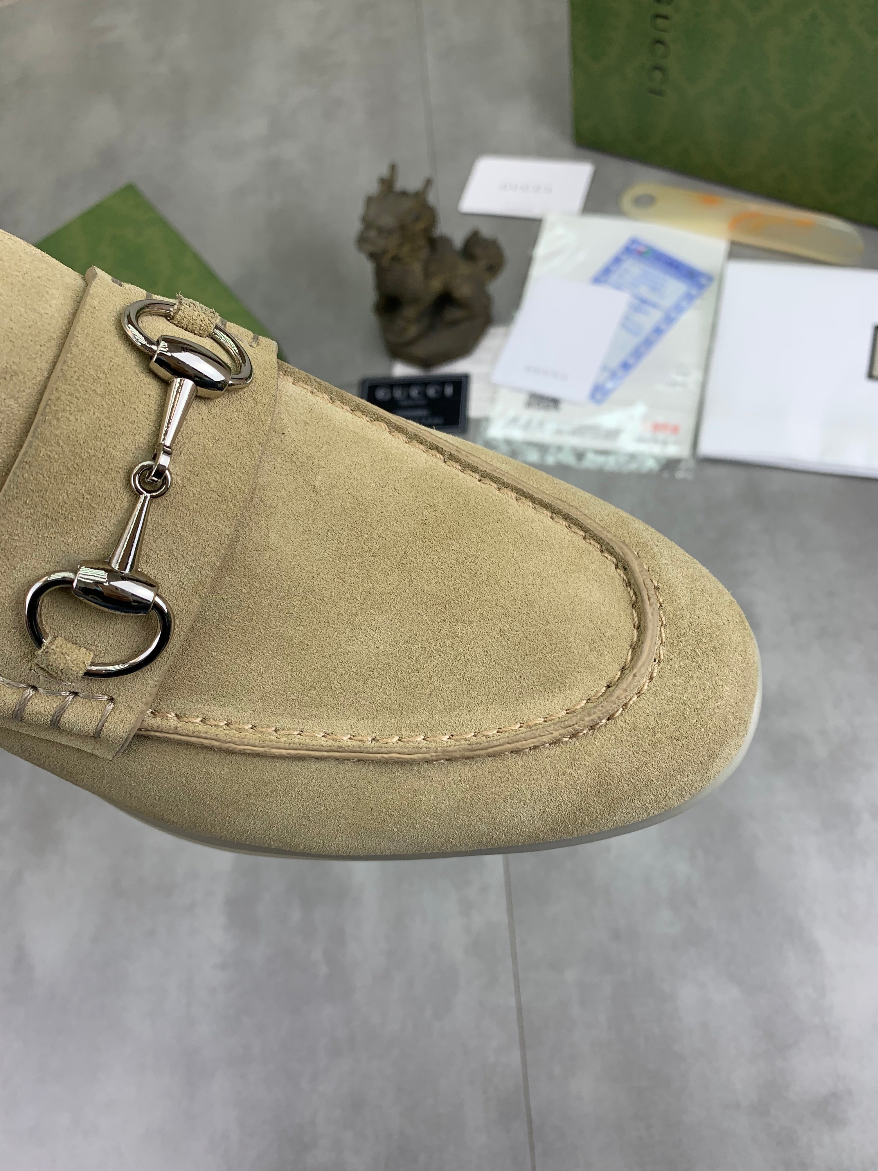 GG Men's Horsebit Loafer Beige Suede 524779