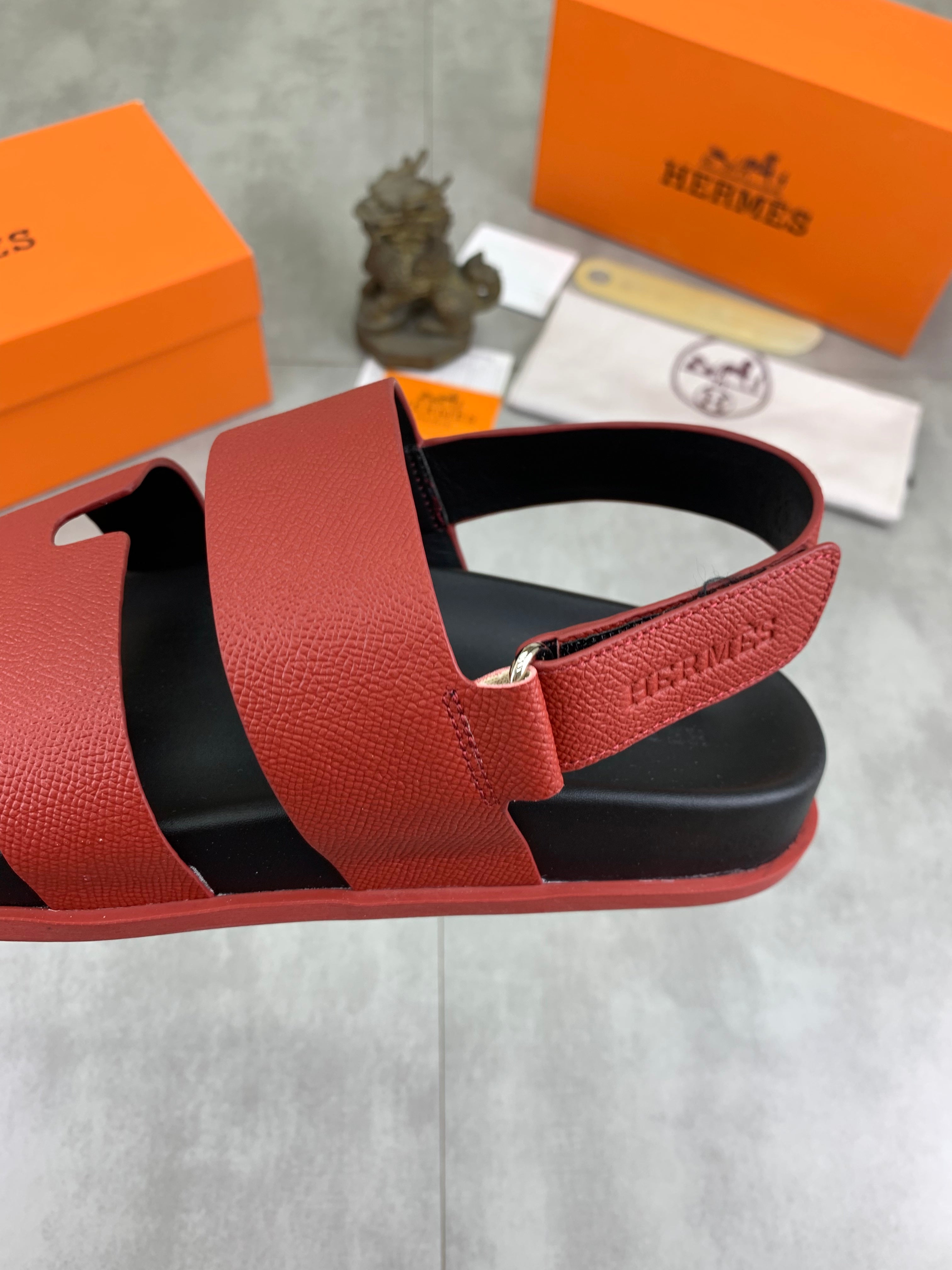 HM Men's Genius Sandals Red Calfskin 645501