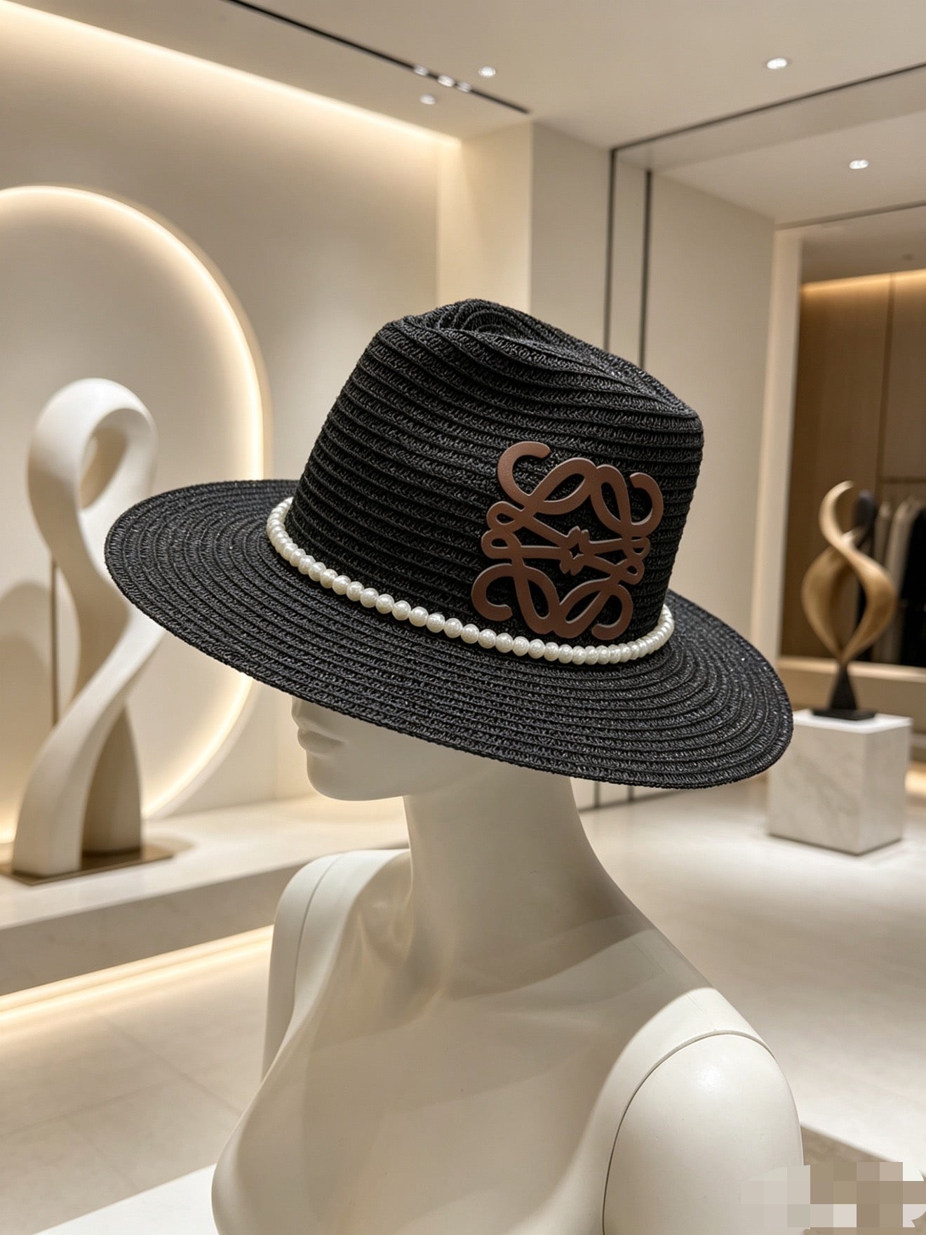 Loewe Straw Hat With Pearl and Logo 280797