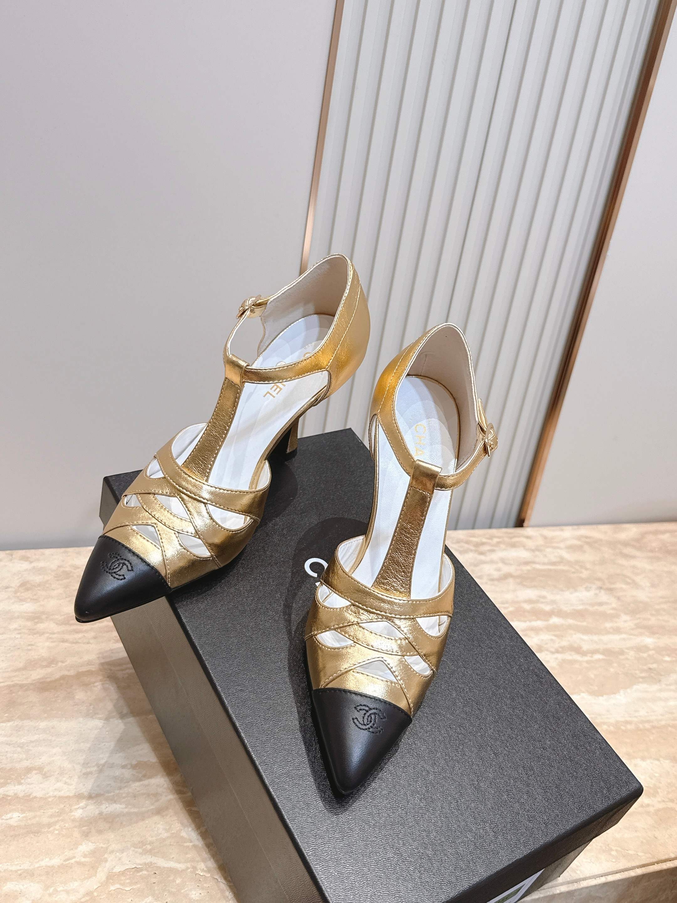Channel 2026 Slingback Pump 90mm Calfskin 898934