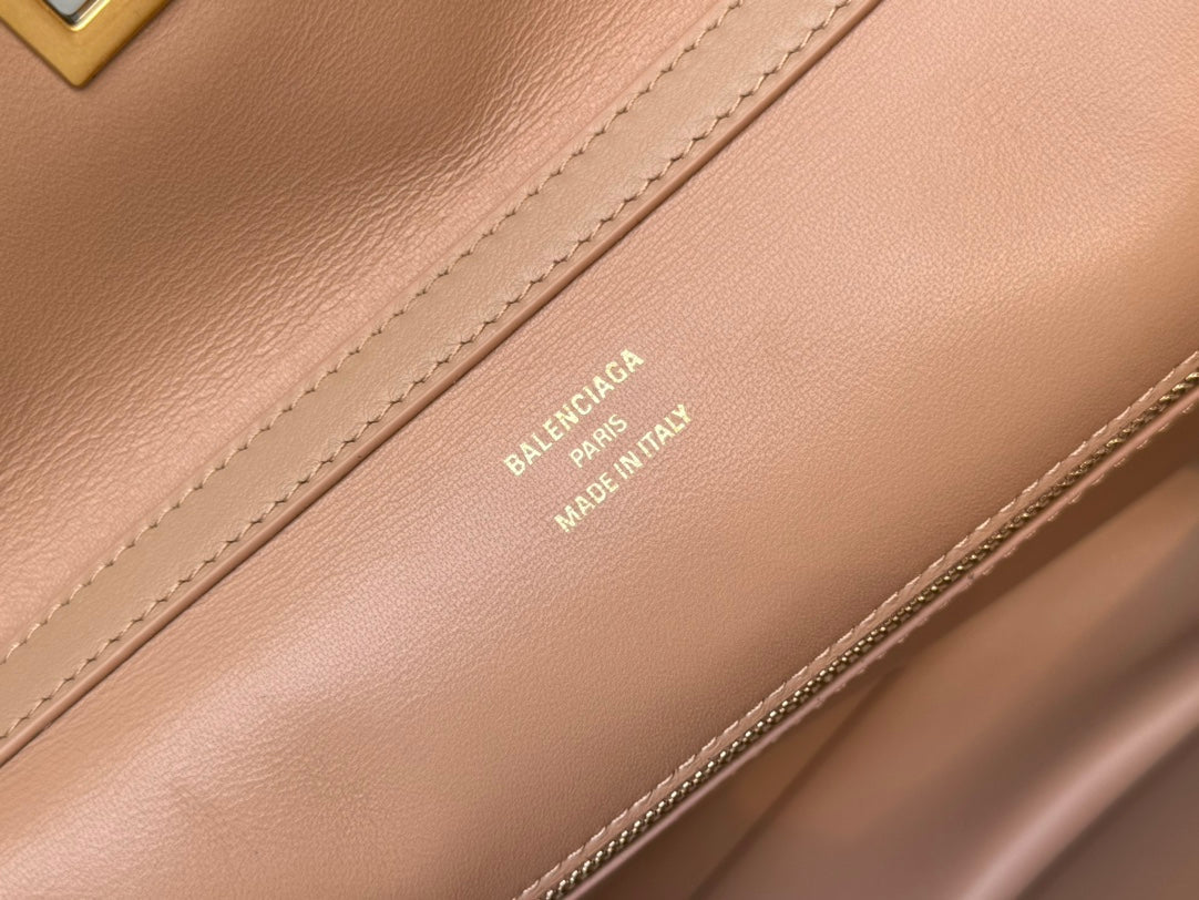 Balenciaga Medium Bag 35 Rich Brown Calfskin Gold Hardware
