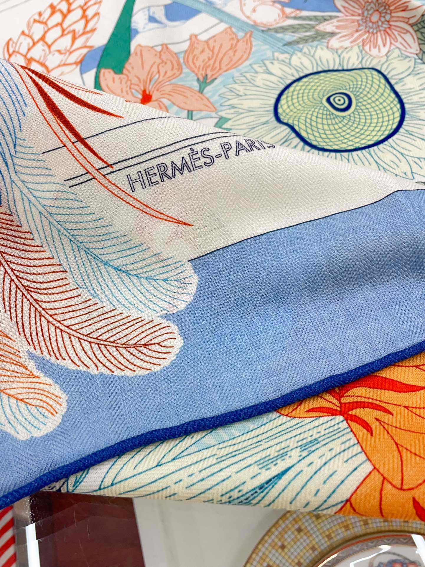 PRECIOUS PARADISE SCARF 135 CM IN COLORFUL CASHMERE AND SILK 379791
