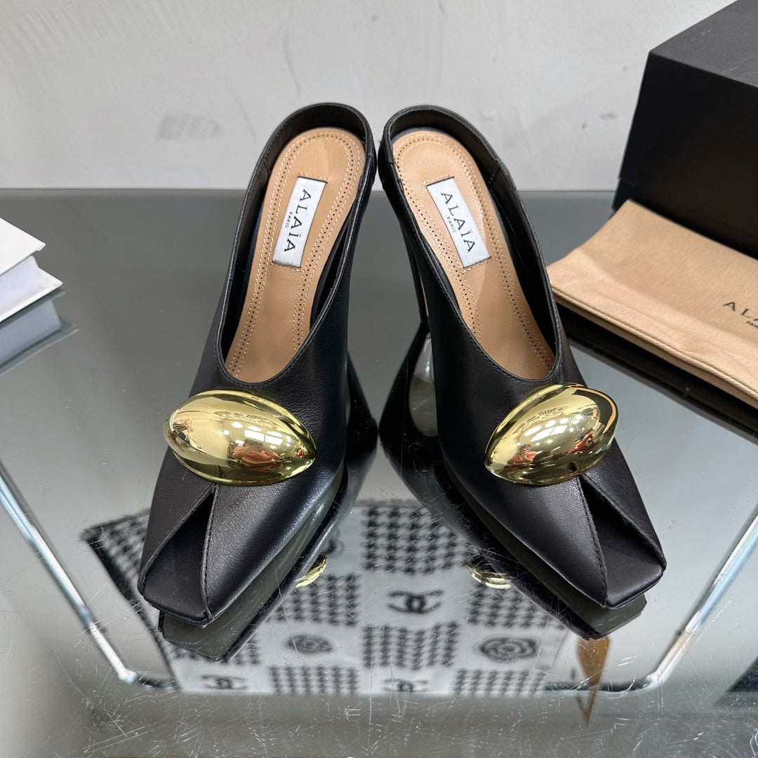 ALAIA AZZEDINE HIGH HEELS IN BLACK CALFSKIN WITH GOLD HARDWARE
