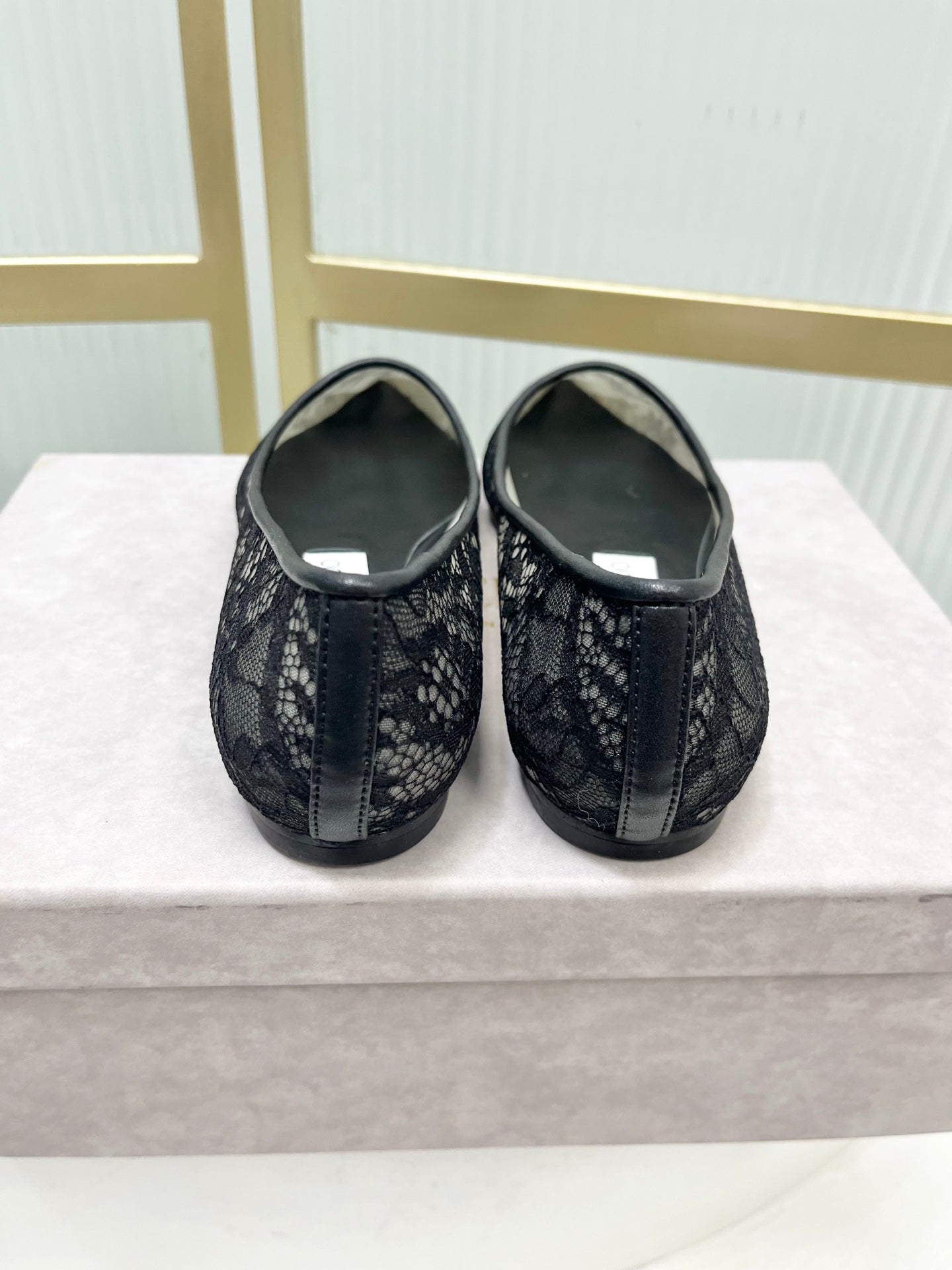 Jimmy 26s Ballet Flats Black Lace Sheepskin 605958