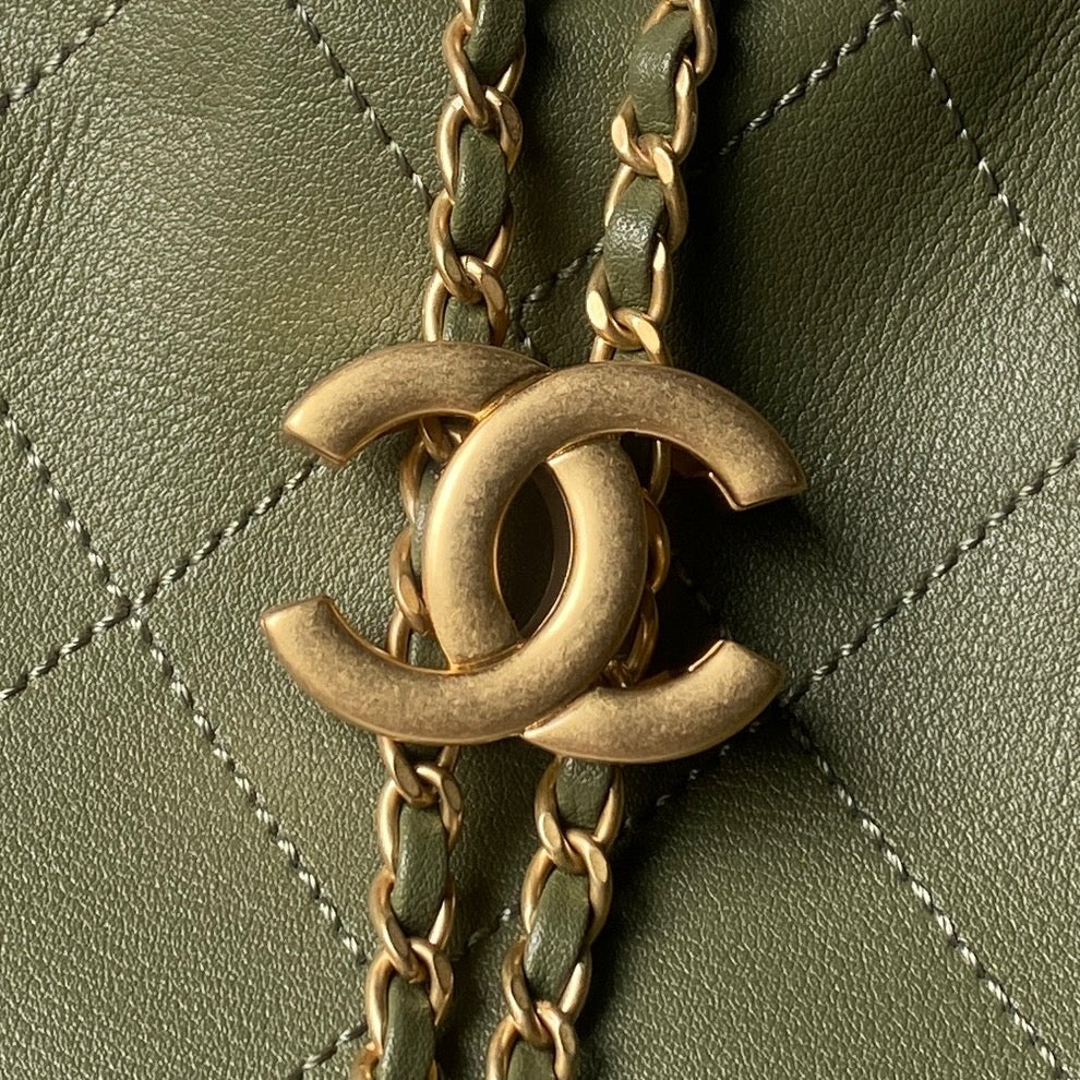 Chanel 2025 Bag 45cm Green Calfskin 318234