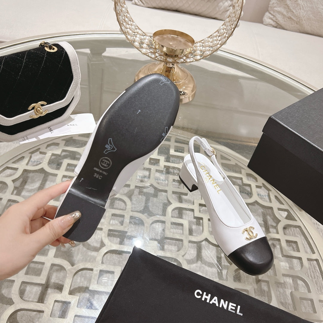 CC Slingbacks 35mm In White Mix Black Lambskin 943266