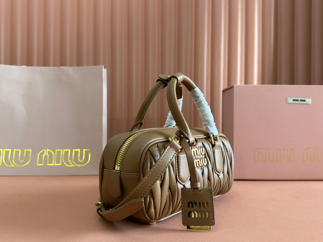ARCADIE MATELASSÃ‰ BAG 22 IN TAWNY BROWN GLOSSY LAMBSKIN