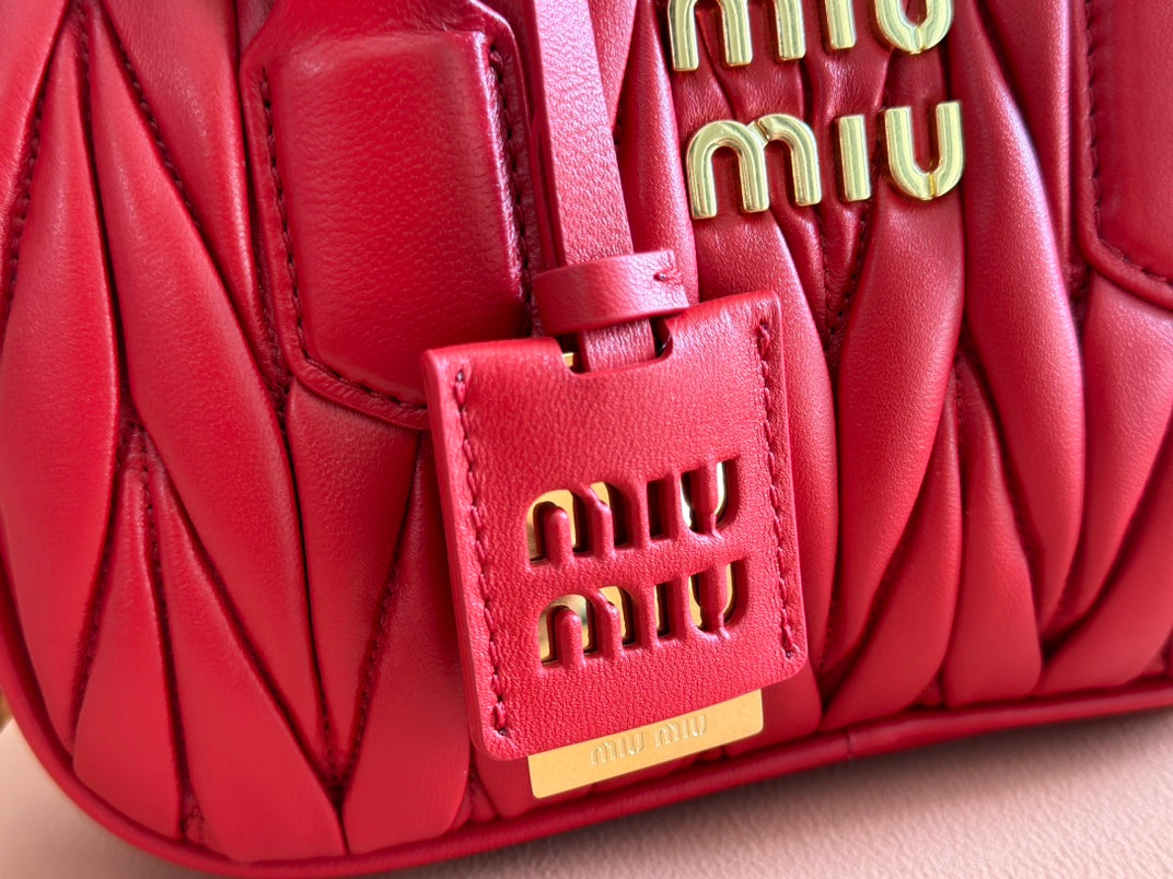 ARCADIE MATELASSÃ‰ BAG 19 IN CERISE RED CALFSKIN GOLD HARDWARE