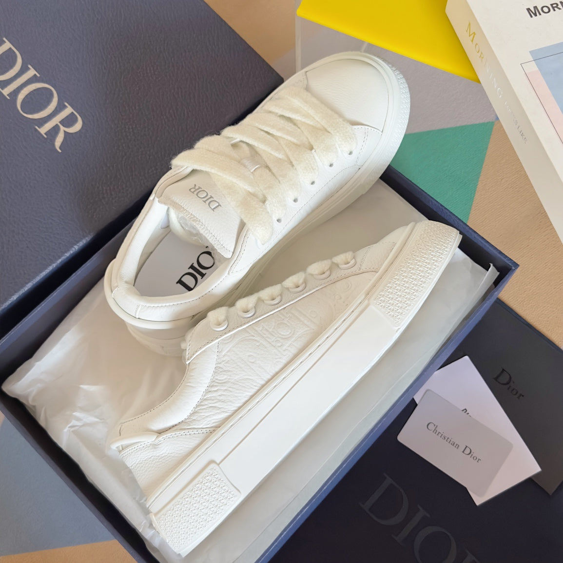 CD B33 Sneaker 40mm White Monogram Cowhide
