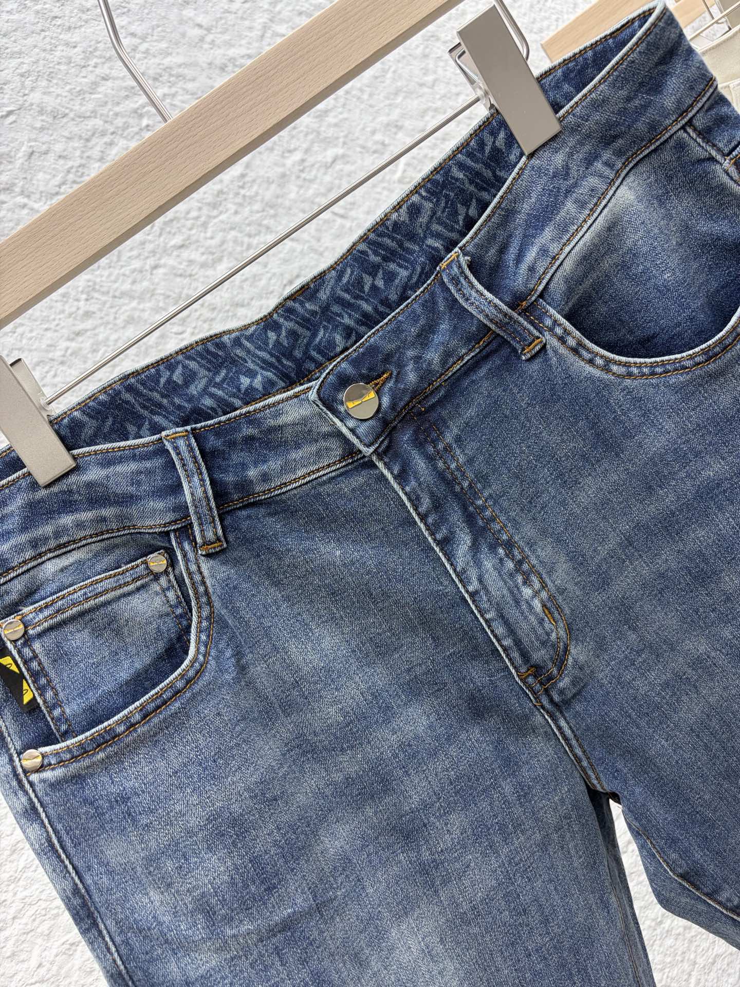 Fendi 2026 Men's Jeans Blue Denim 738153
