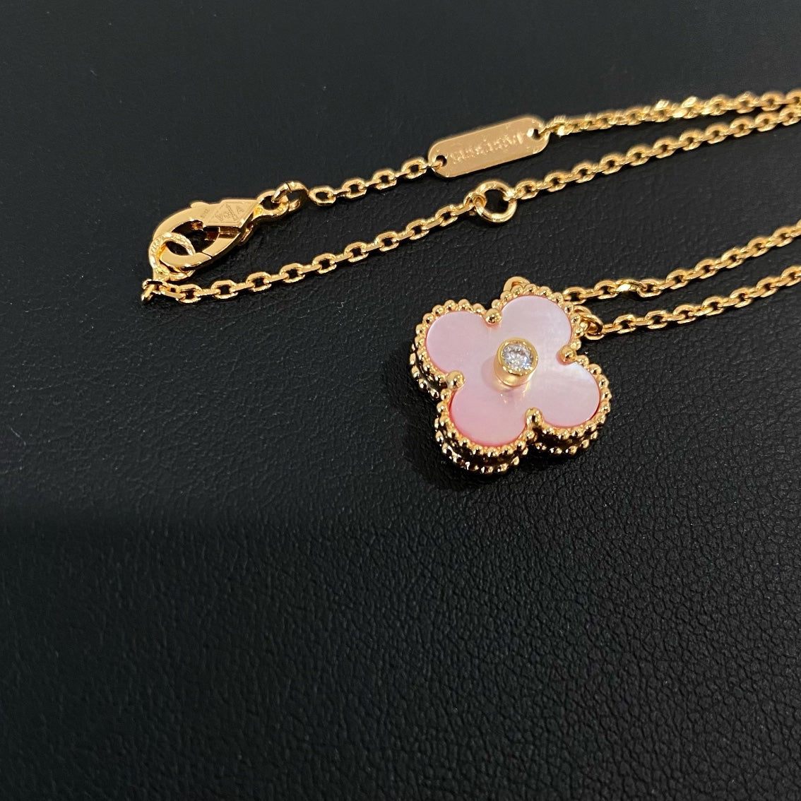 VCA Clover Limited Necklace Mop Pink 1 Diamond Gold