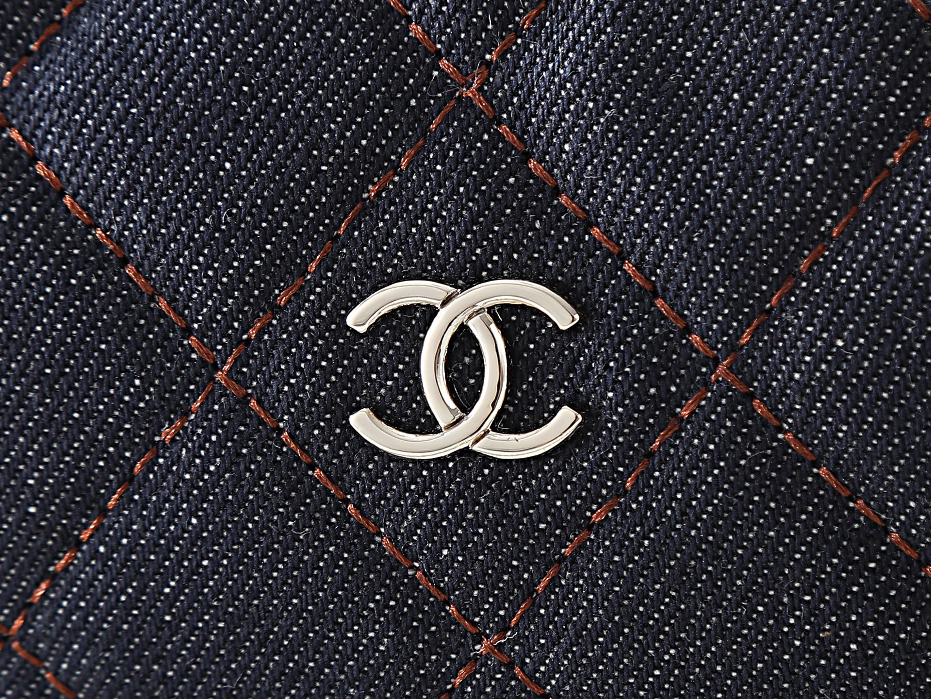 Chanel 2026 Chain Clutch 22cm Demin And Calfskin