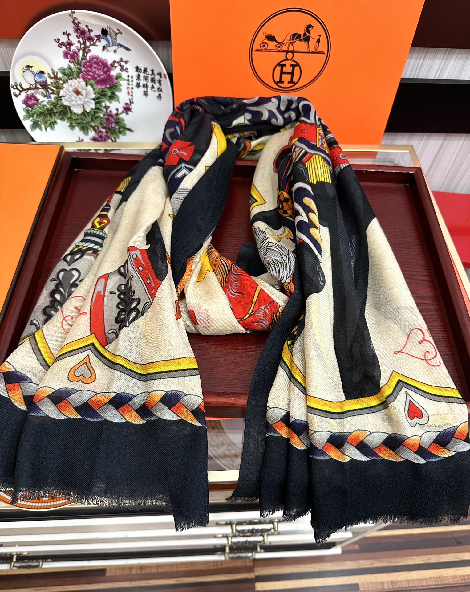 HM 25s Scarf 200cm Black Beige Cashmere 976423