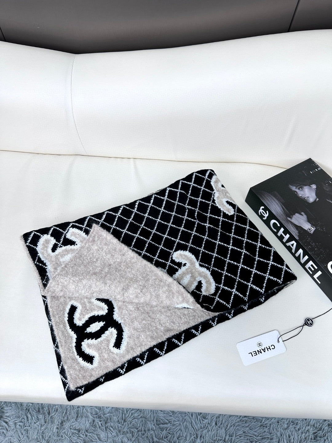 CC Scarf 185 CM In Black Mix Grey Cashmere Wool  370376