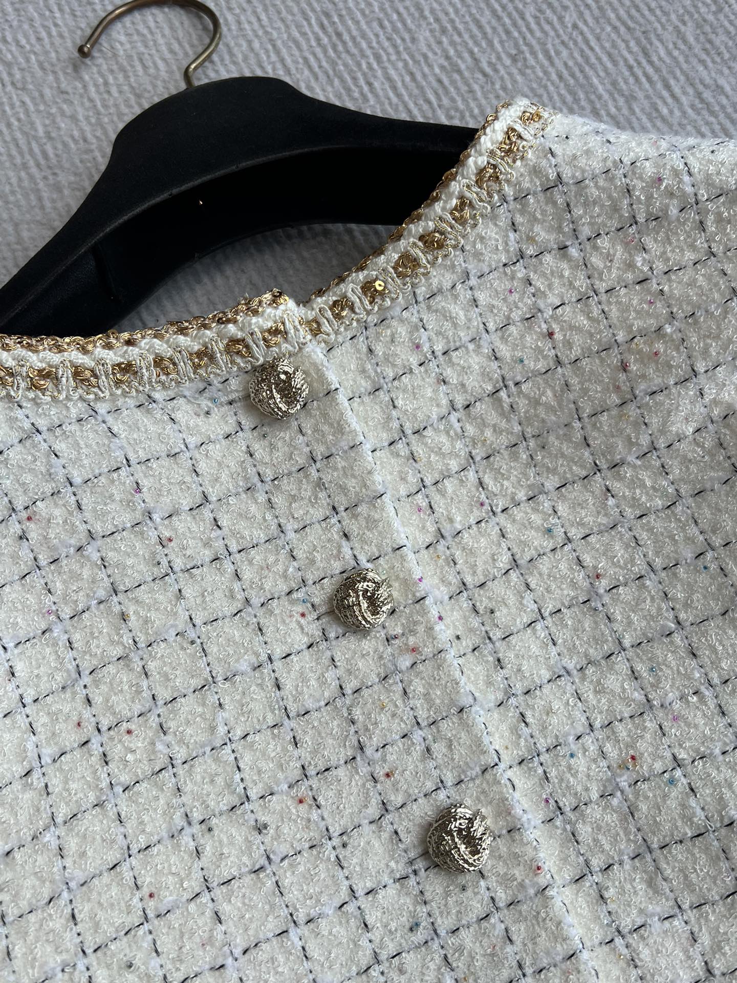 CC 25 Small Jacket White Linen 300120