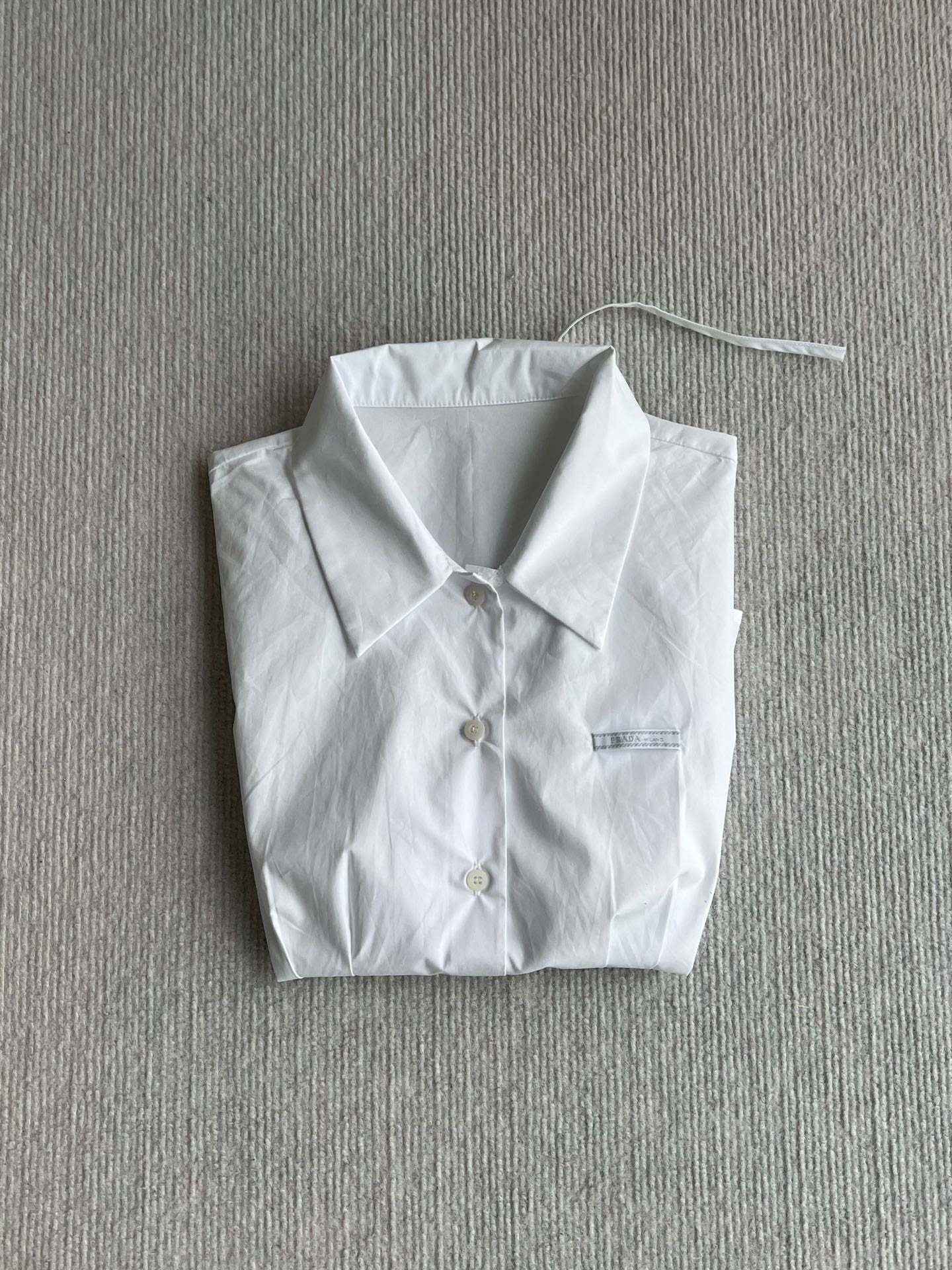 Prada 2026 Preppy Style White Short-Sleeve Shirt White Cotton