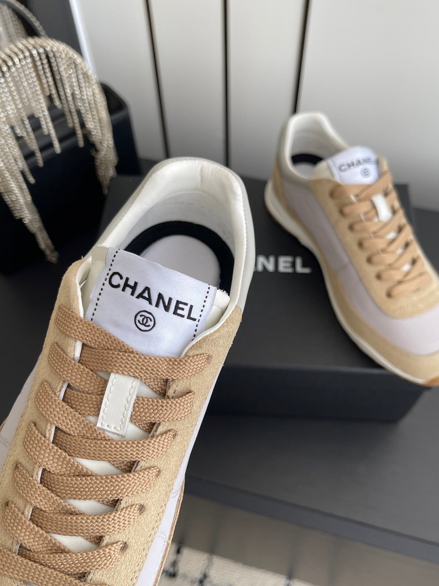 Channel 2026 Sneaker Brown Fabric And Calfskin Suede 895744