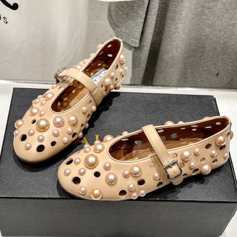 ALAIA PEARL MARY JANE SHOES IN BISQUE BEIGE LAMBSKIN