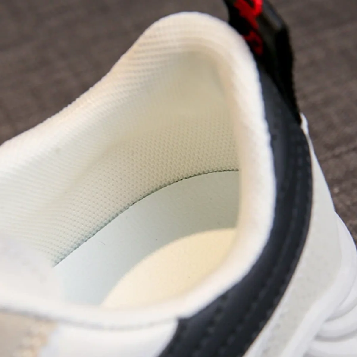 Everyday Comfort Sneakers #VEV35057